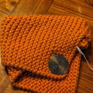 Handknit cowl